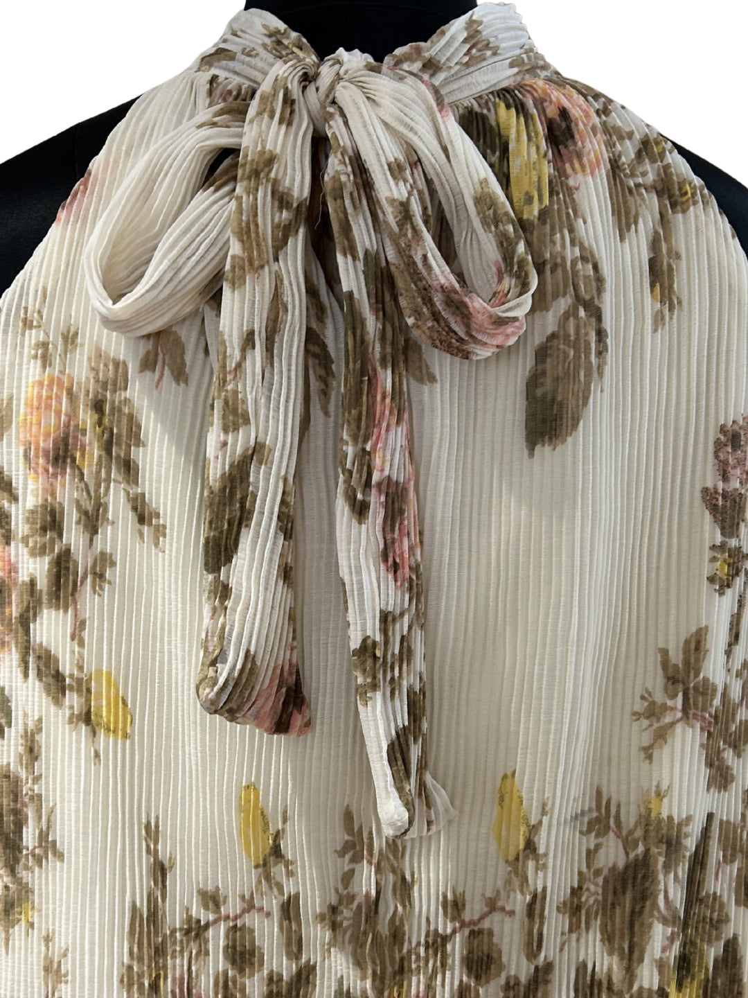 Beige Floral Print Halter Neck Sleeveless Top