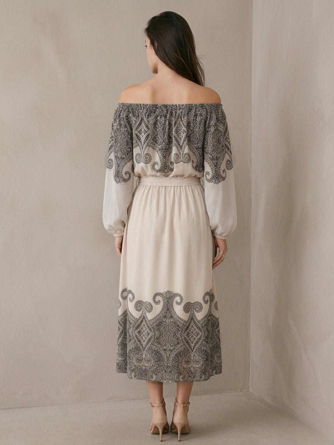 Off White Midi Length A Line With Elasted Waist And Placement Print
