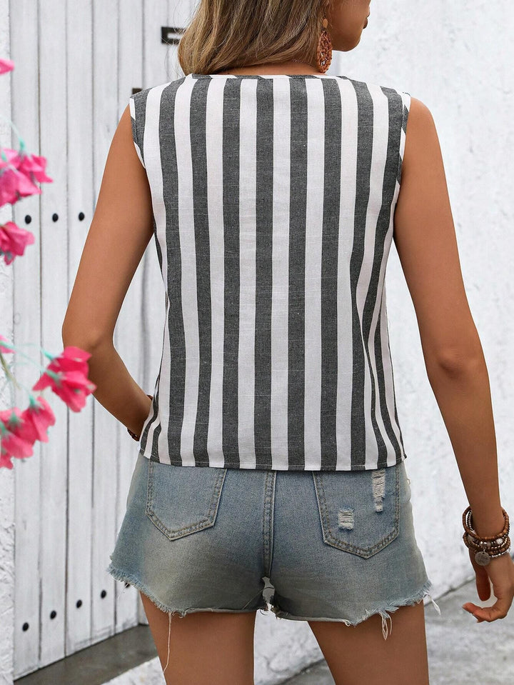 Grey Sleeveless Front Buttoned Vest