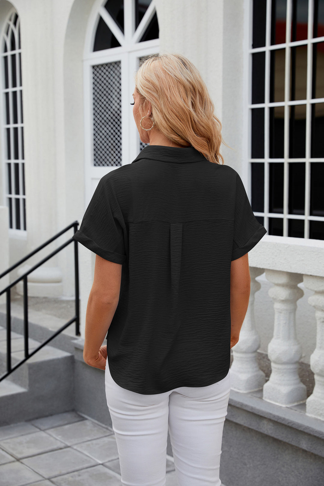 Black Short Sleeves Collared Neck Top