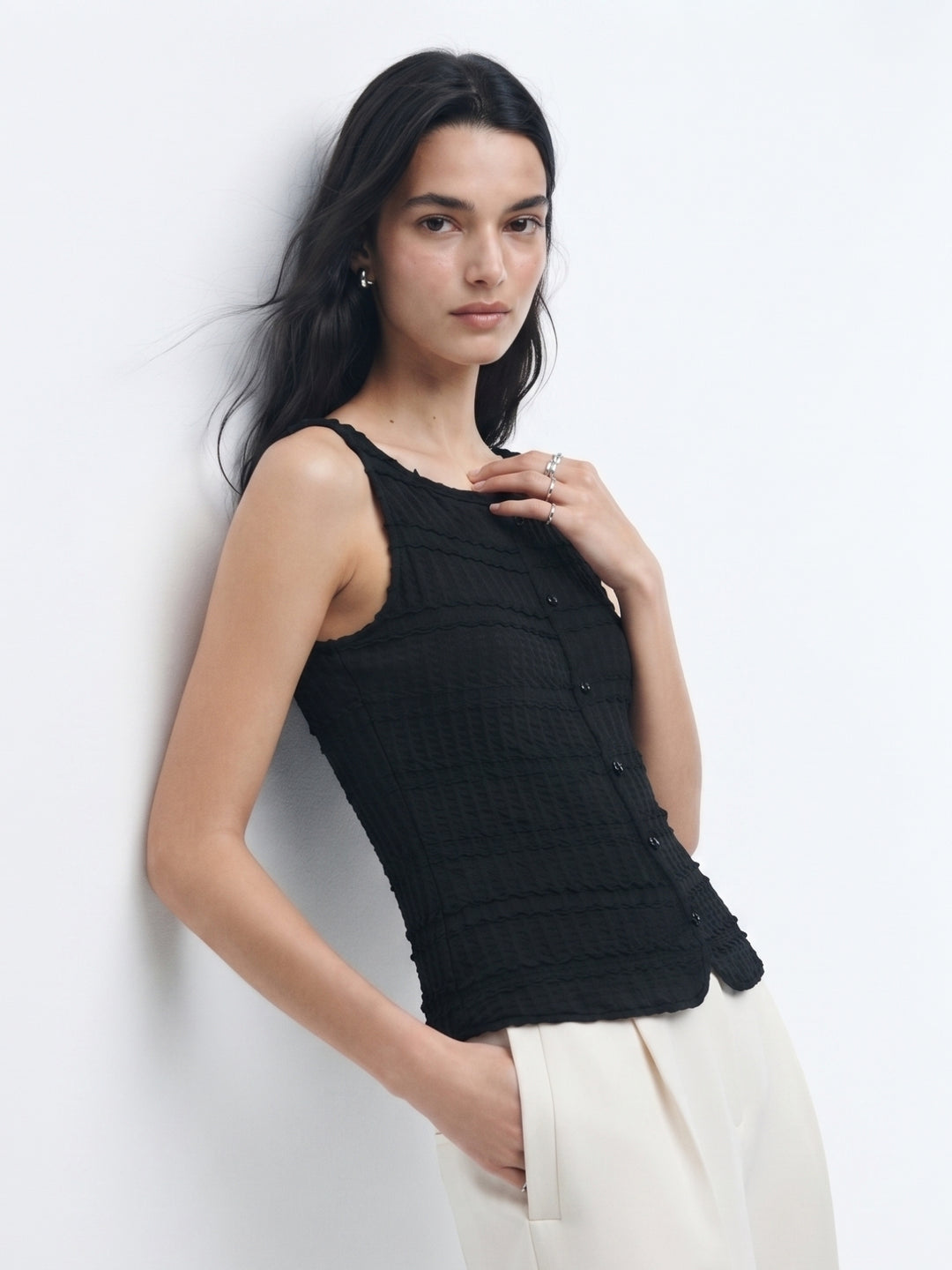 Black Sleeveless Front Buttoned Textured Vest
