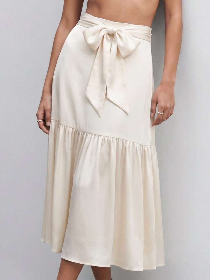 White Fishtail Skirt With A Bow Detail Skirt
