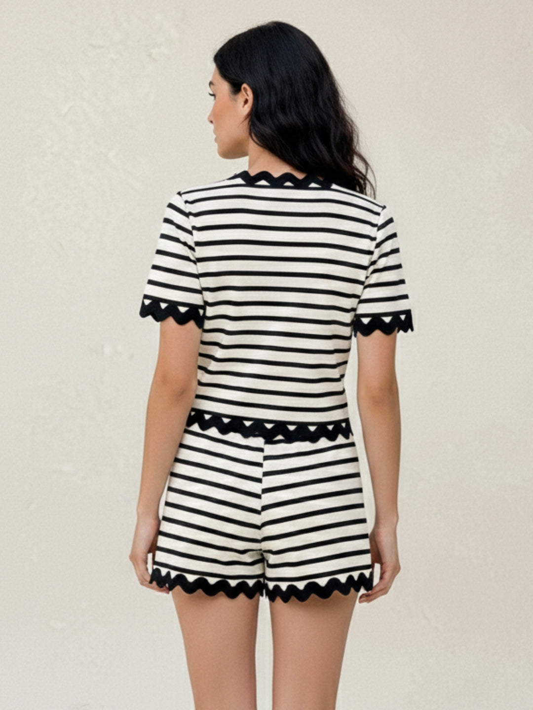 White Zig-Zag Hem Shirt And Shorts Set