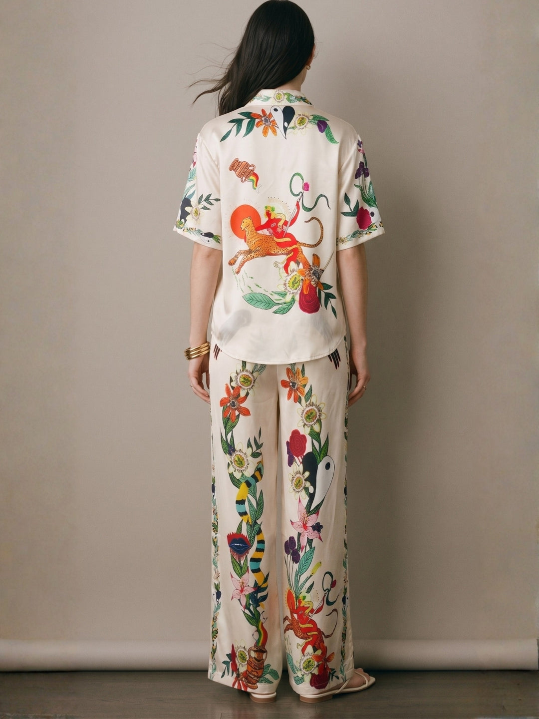Off White Short Sleeve Printed Shirt And Pant Set