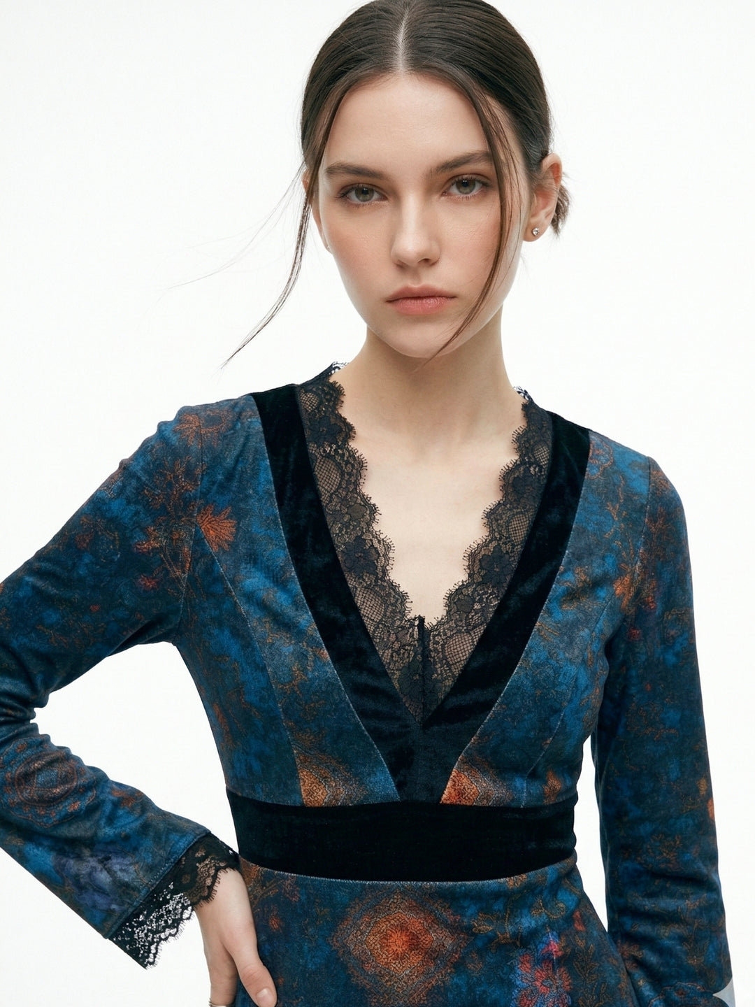 Navy blue Lace Detail Printed Bodycon Dress