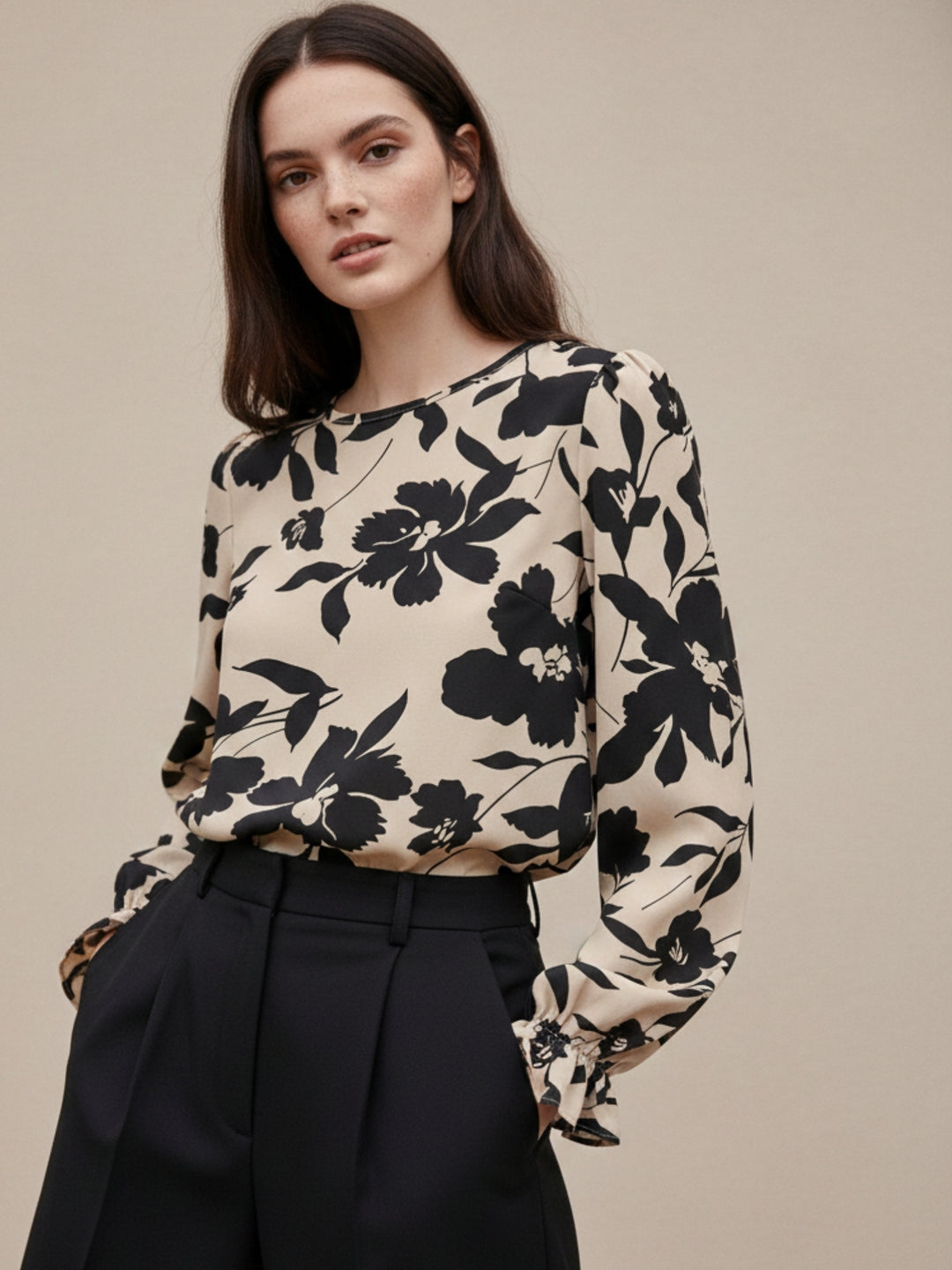 Beige Back Bow Detailed Printed Blousson