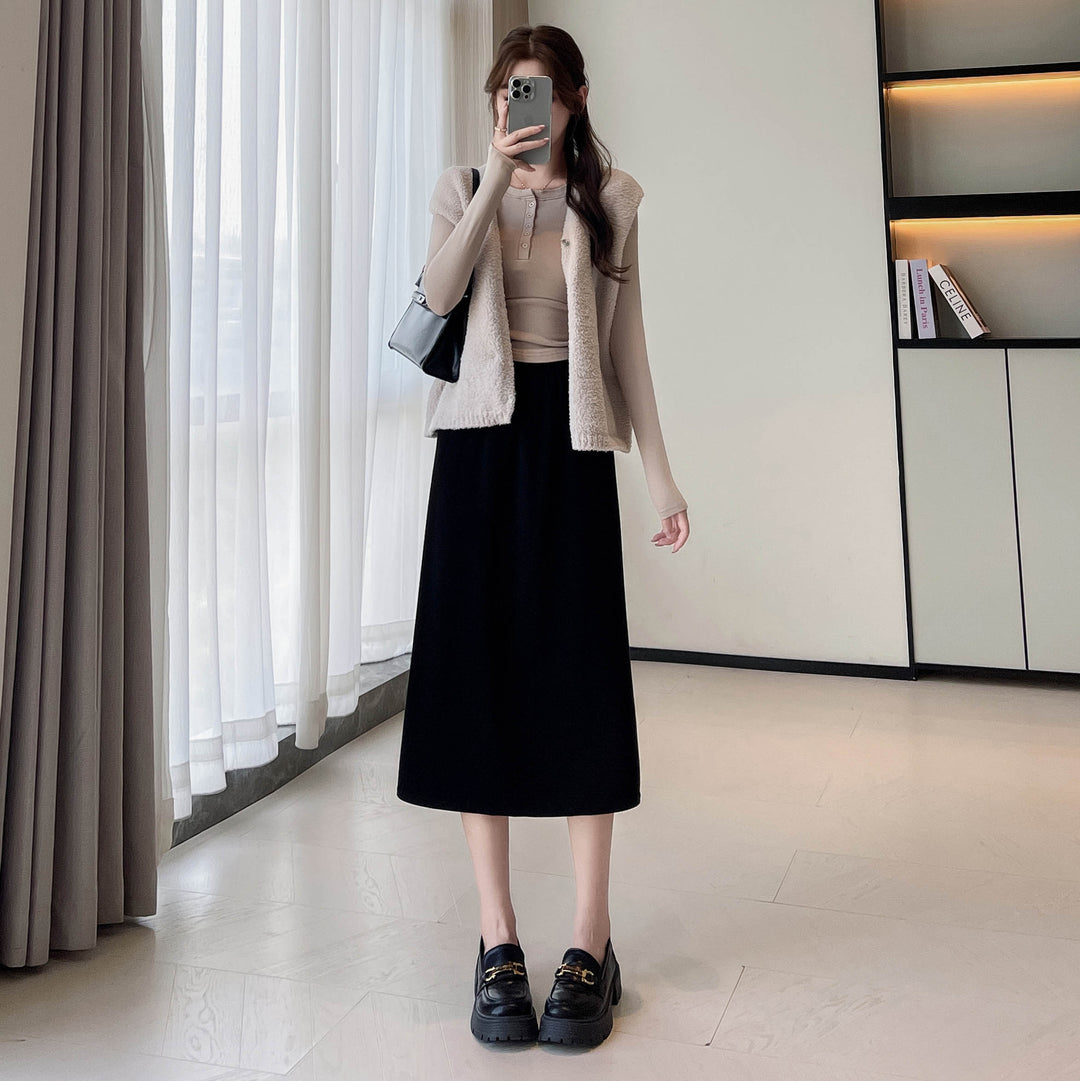 Black Elasticated A-Line Skirt