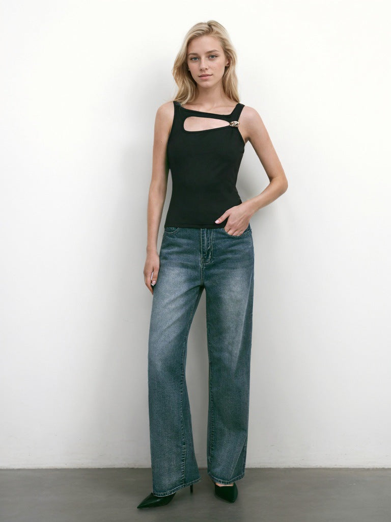 Black Sleeveless Buckle Detail Top