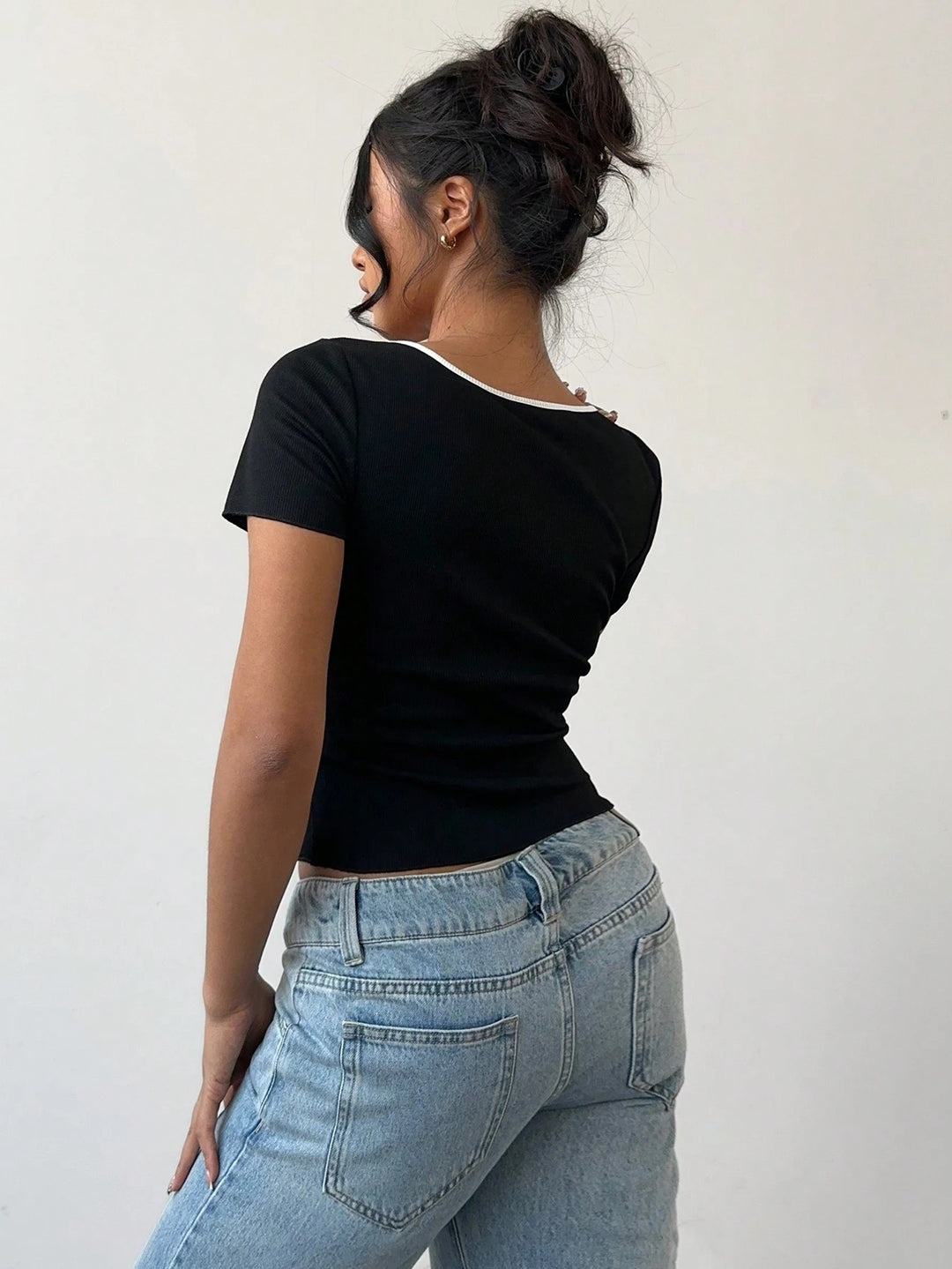 Black Short Sleeve Contrast Neckline Front Bow Top
