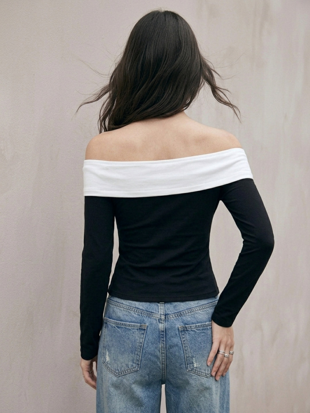 Black Off-Shoulder Fitted Top With Contrast Bow Detail