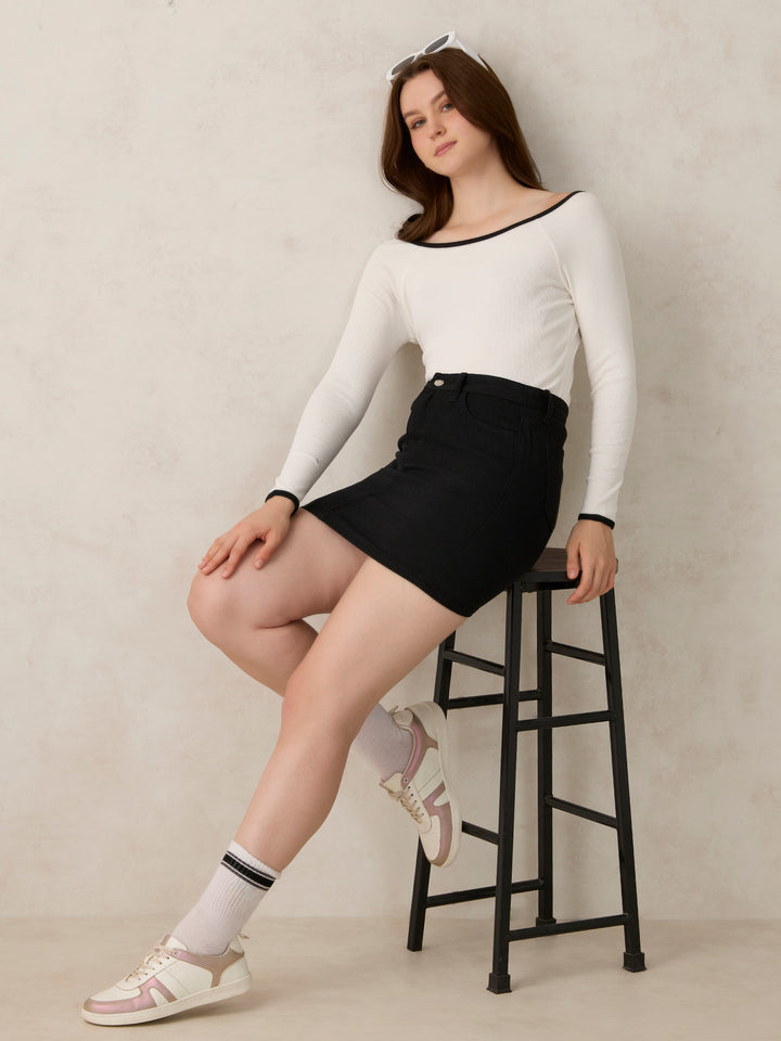 White Contrast Tipping Ribbed Knit Top