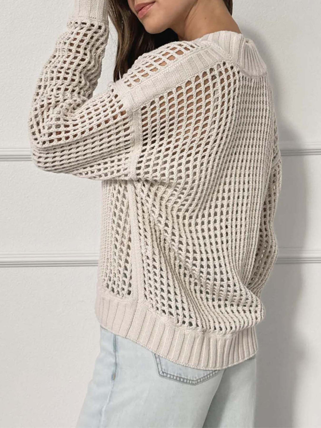 Off White Full Sleeve Textured Sweaters