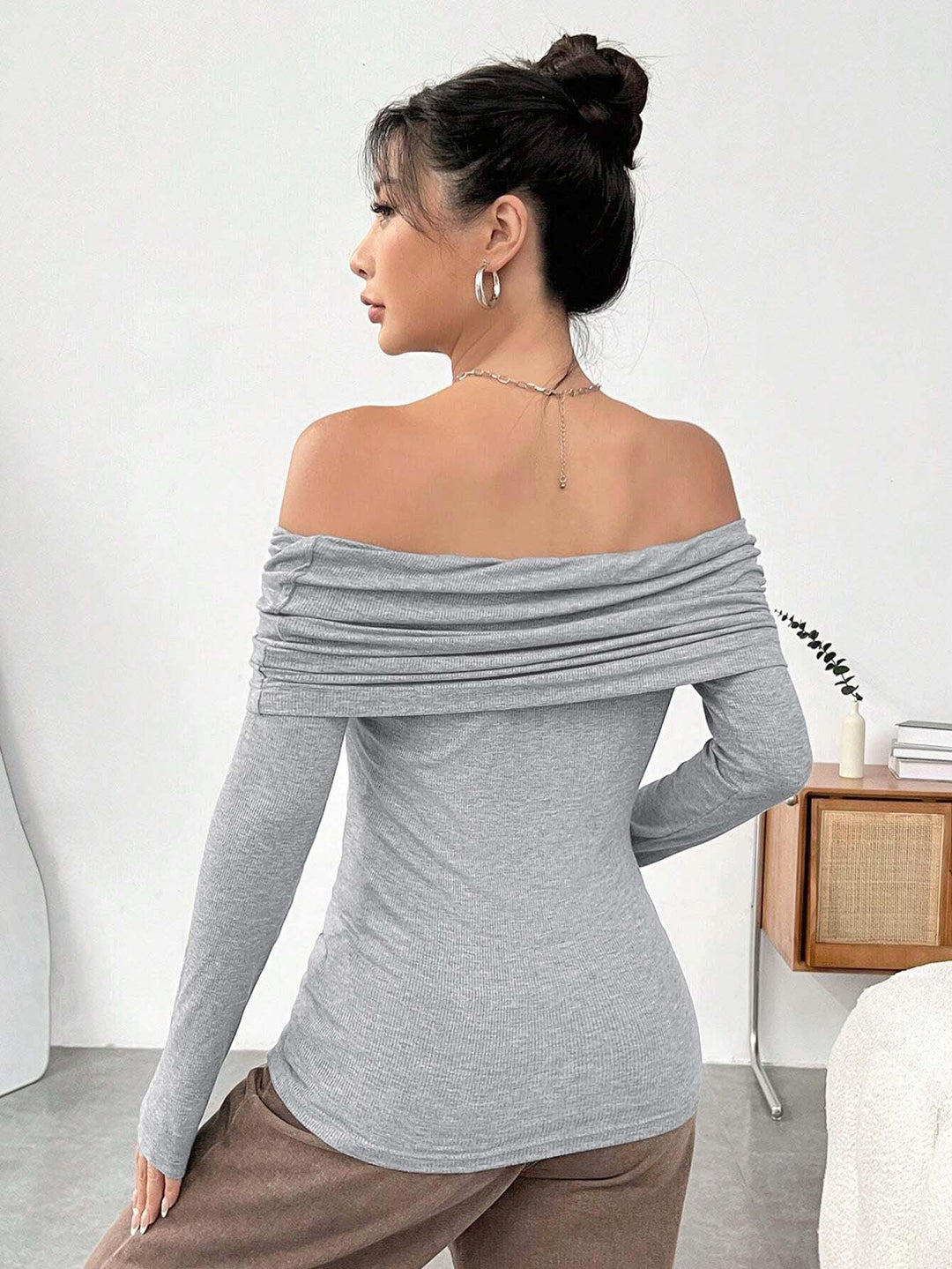 Grey Full Sleeved Off-Shoulder Knit Top