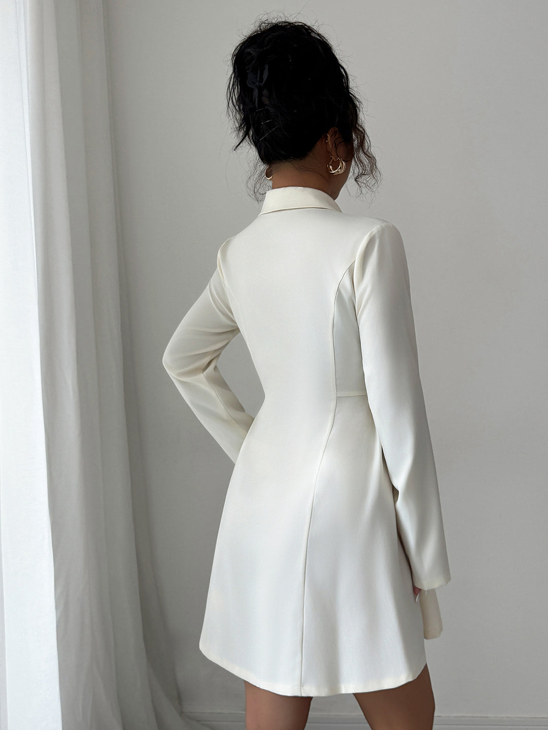 Cream Full Sleeve Collared Solid Dress
