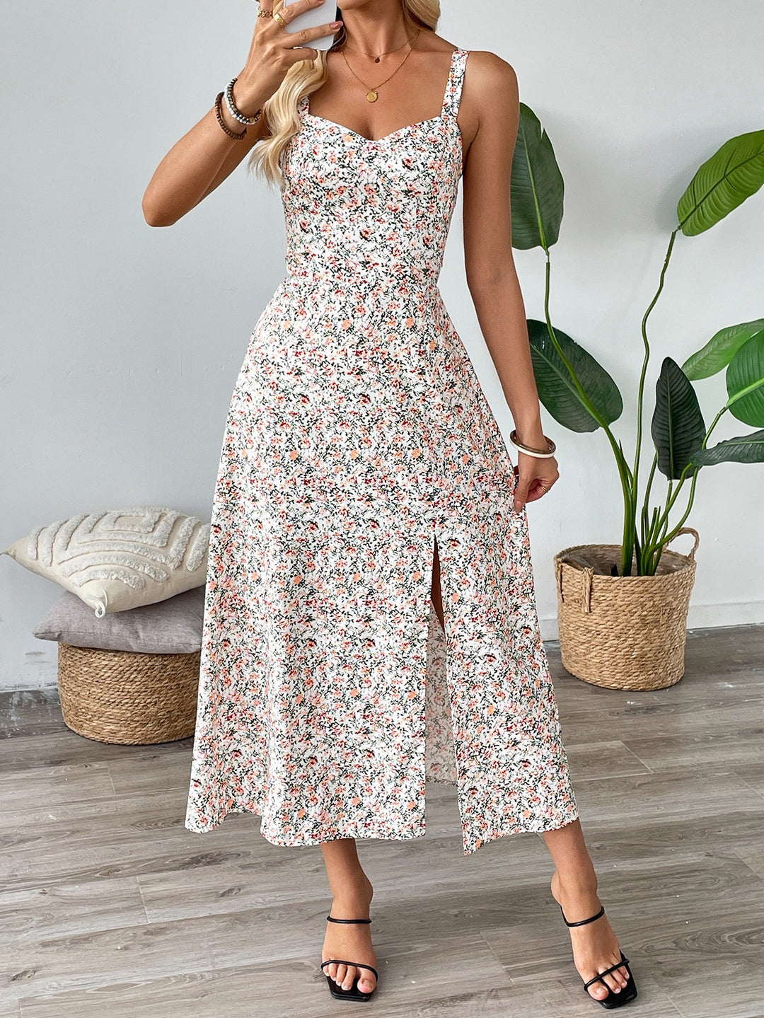 White Sweetheart Neckline Printed Thigh High Slit Dress