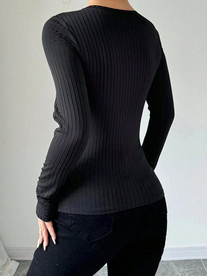 Black Full Sleeve Round Neck Fitted Top