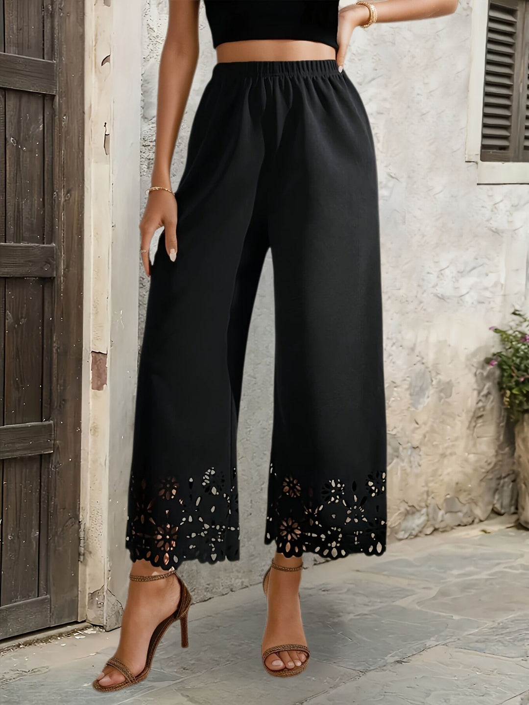 Black Hem Schiffli Straight Fit Trouser