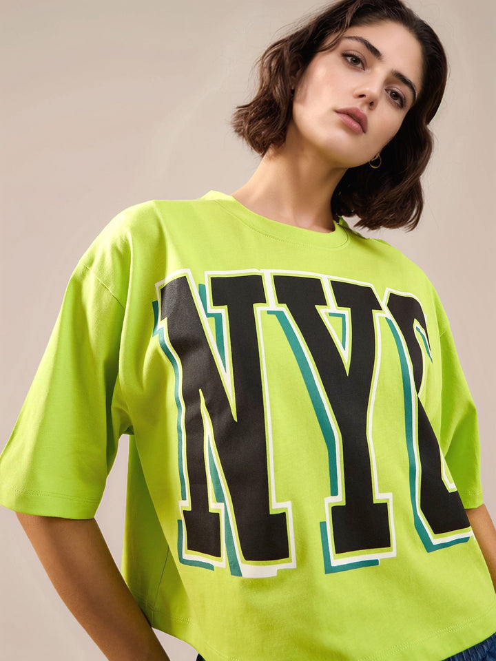 Green Short Sleeve Printed Graphic Tshirt