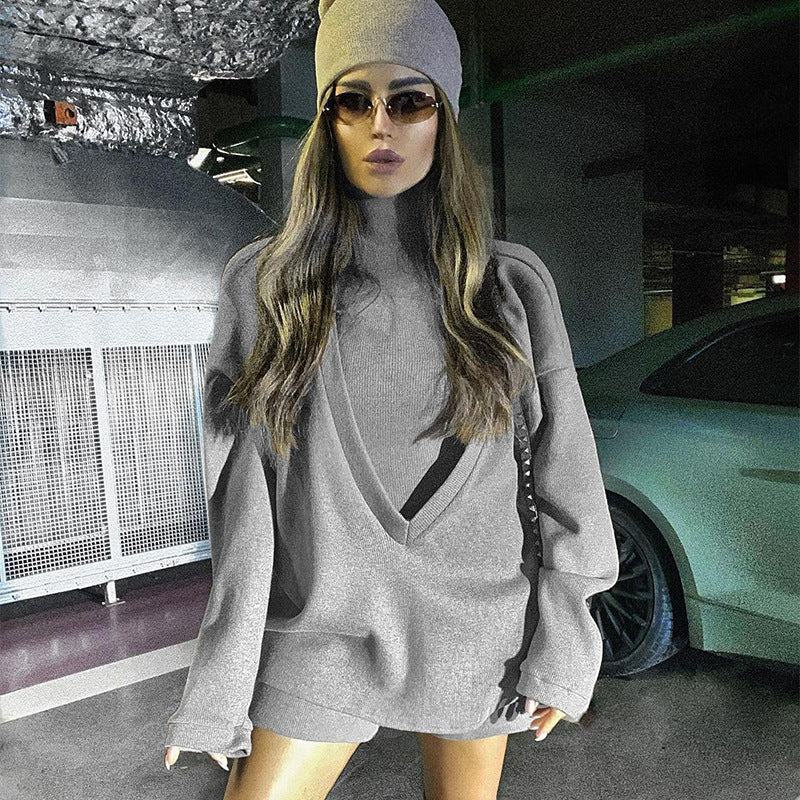 Grey V-Neck Pullover With Fitted Top