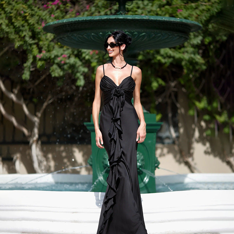 Black Corsage With V-Neck And Ruffle Maxi Dress